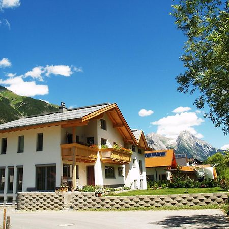 Ferienhaus Gundi Pettneu am Arlberg Exterior photo